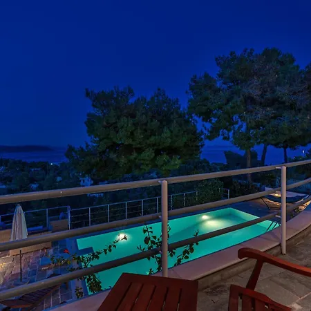 Vila Liana's Dreamy Near *